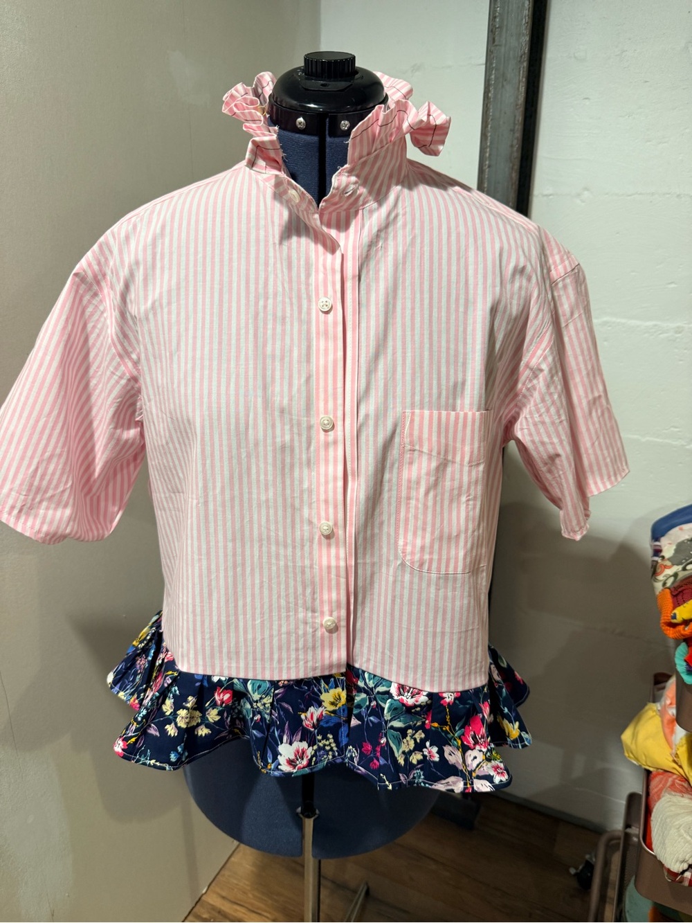 Rosy Ruffle Collar Switch